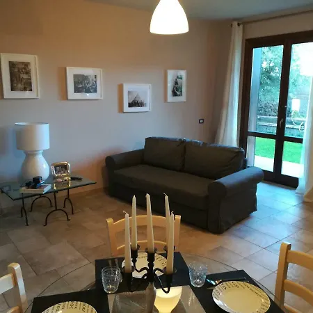 Villa La Casa Di Ugo Pedara