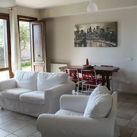 La Casa Di Ugo 페다라